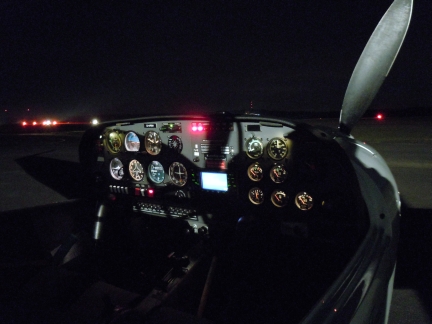 KPSV Cockpit bei Nacht